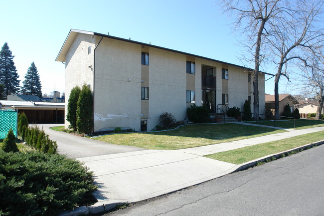 2211 W Cleveland Ave in Spokane, WA - Building Photo - Building Photo