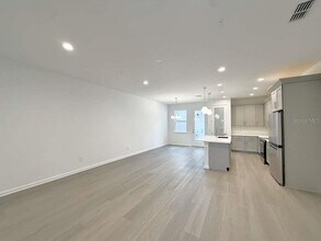 1866 Falconhurst Ln in Apopka, FL - Building Photo - Building Photo