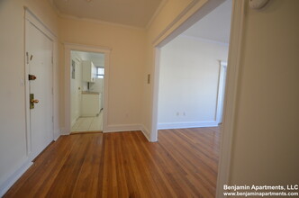 115 Kilsyth Rd, Unit 2 in Boston, MA - Building Photo - Building Photo