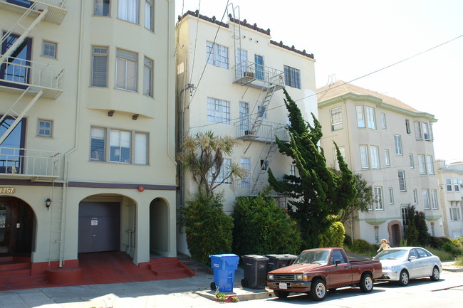 1765 Oxford St in Berkeley, CA - Foto de edificio - Building Photo