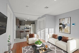 100 Griffith St, Unit 1r in Jersey City, NJ - Building Photo - Building Photo