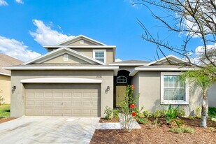 12446 Duckett Ct in Shady Hills, FL - Building Photo
