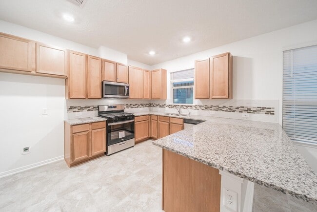 27618 Mesabe Dr in Magnolia, TX - Building Photo - Building Photo