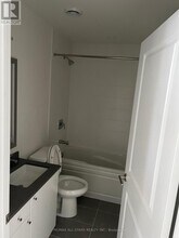 3260 Sheppard Ave E in Toronto, ON - Building Photo - Building Photo