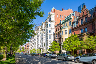 The Vendome in Boston, MA - Building Photo - Building Photo