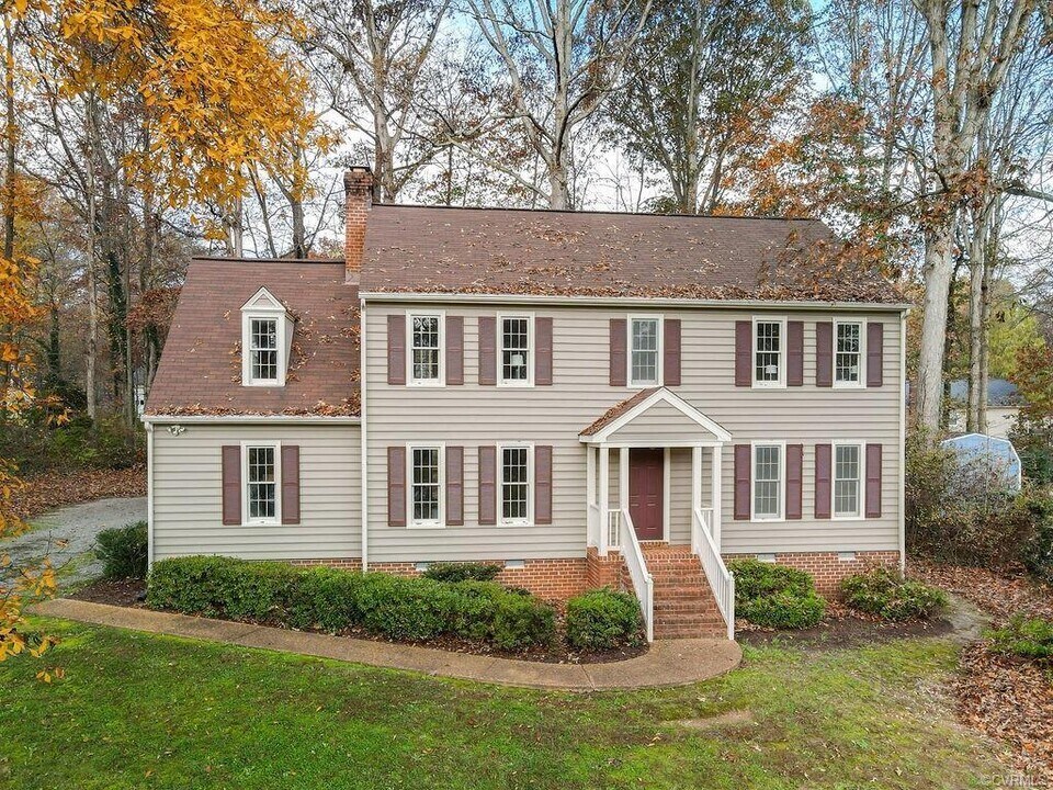 13106 Dawnwood Terrace in Midlothian, VA - Building Photo