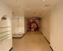 Lincoln Amsterdam House in New York, NY - Building Photo - Building Photo