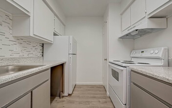 8601 Broadway in Houston, TX - Foto de edificio - Building Photo