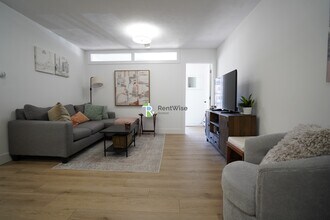 741 E 6th St in Boston, MA - Building Photo - Building Photo