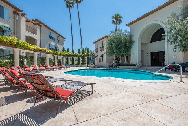 Palma Sorrento at Palm Valley in San Jose, CA - Building Photo - Building Photo
