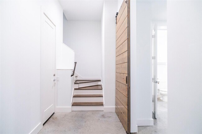 property at 5869 E Post Oak Ln