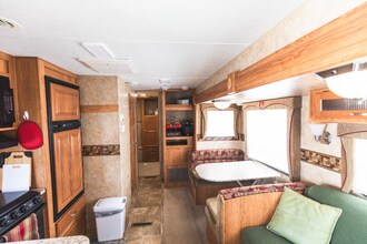 8875 Calle De Brazito in Mesilla Park, NM - Foto de edificio - Building Photo