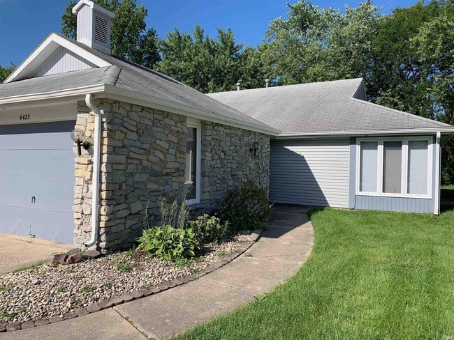 property at 4423 Brookshire Cir