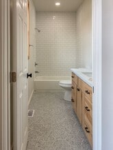 7725 SE 77th Pl in Portland, OR - Building Photo - Building Photo