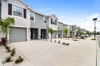 11904 Stoneport Pl in Riverview, FL - Foto de edificio - Building Photo