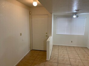 545 Van Dornum Ave in Henderson, NV - Building Photo - Building Photo