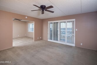7830 E Camelback Rd in Scottsdale, AZ - Building Photo - Building Photo