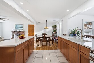 11 Hillcrest Ave in Brockton, MA - Building Photo - Building Photo