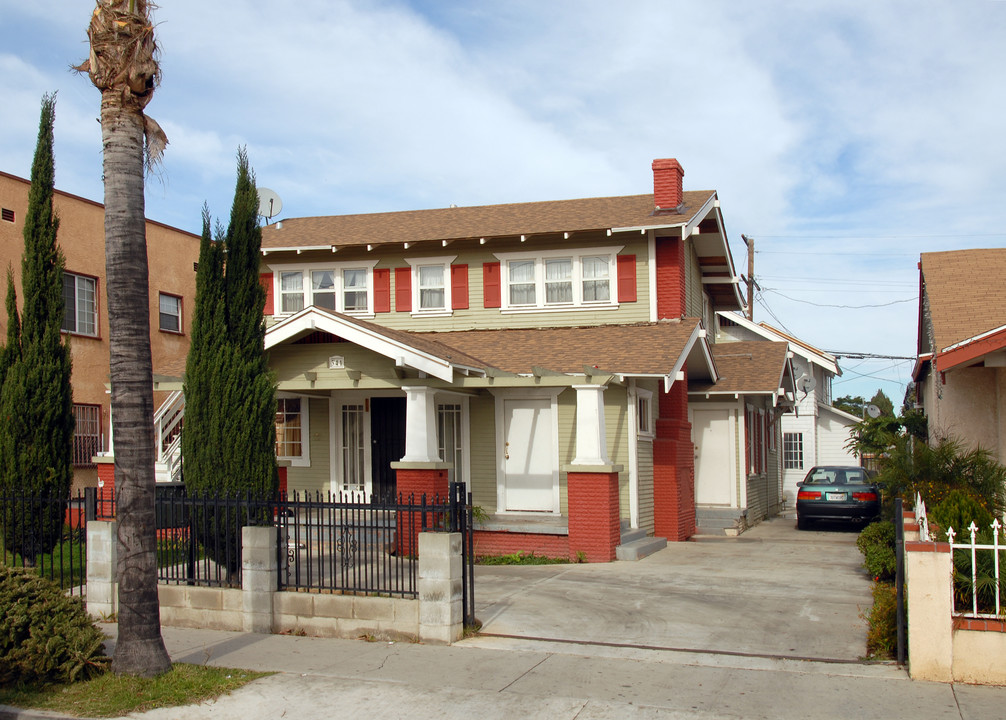 341 E 16 ST in Long Beach, CA - Building Photo