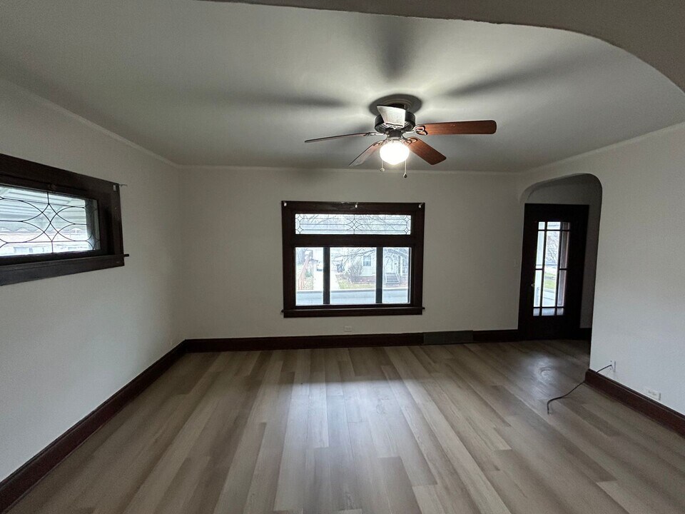 4319 Stickney Ave in Cleveland, OH - Building Photo