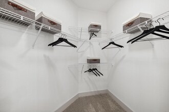 Alta Trails in Bastrop, TX - Foto de edificio - Building Photo