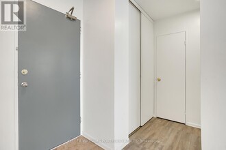 180-180 Markham Rd in Toronto, ON - Building Photo - Building Photo