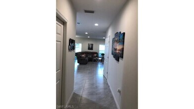 12571 Laurel Cove Dr in Ft. Myers, FL - Building Photo - Building Photo