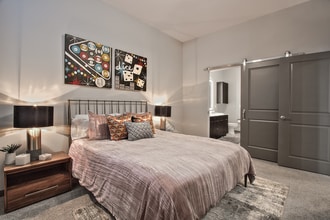 Jade Apartments in Las Vegas, NV - Building Photo - Building Photo