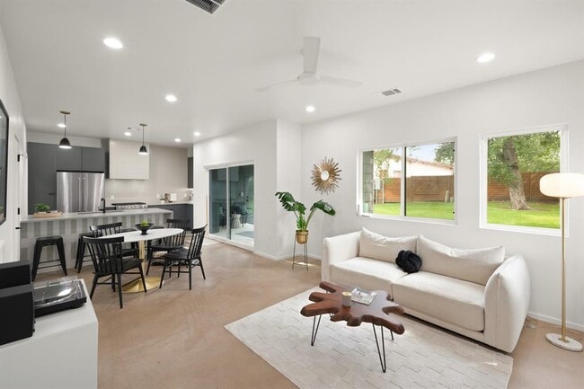 property at 1001 Walter St