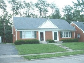 1833 1/2 Marietta Dr in Lexington, KY - Building Photo