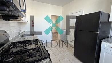 917 Pembroke Ave in East Lansdowne, PA - Building Photo - Building Photo