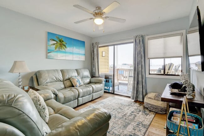 302 Canal Dr