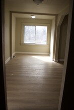 28304 Eton St in Westland, MI - Building Photo - Building Photo