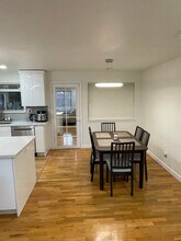 18806 2nd Ave NW in Shoreline, WA - Building Photo - Building Photo