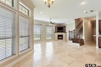 15233 Wagon Wheel Cir in Chandler, TX - Building Photo - Building Photo