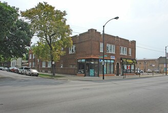 4055 N Kedzie Ave in Chicago, IL - Building Photo - Building Photo