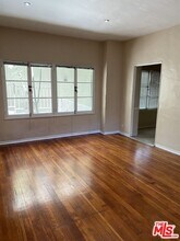 476 Landfair Ave in Los Angeles, CA - Building Photo - Building Photo