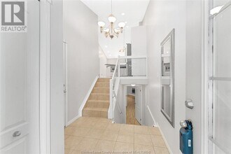 435 Sand Point Ct in Windsor, ON - Building Photo - Building Photo