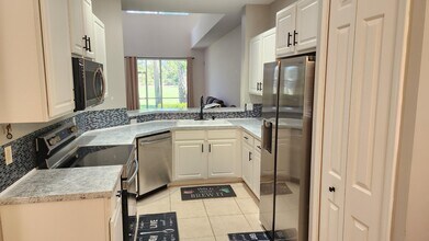 7028 Torrey Pines Cir in Port St. Lucie, FL - Building Photo - Building Photo