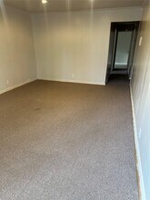 194-41 Nashville Blvd in Queens, NY - Building Photo - Building Photo