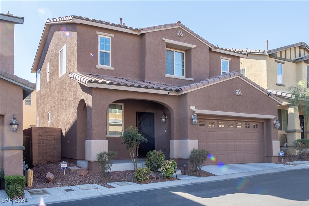 10433 Yew Blossom Ave in Las Vegas, NV - Building Photo