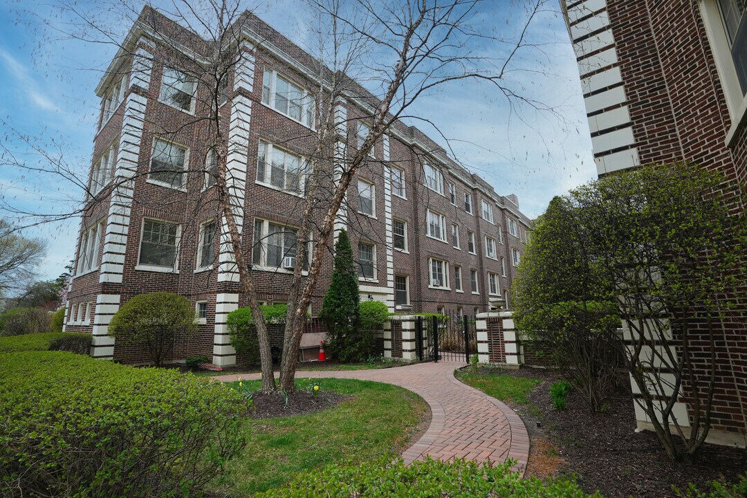431 N Lombard Ave in Oak Park, IL - Building Photo