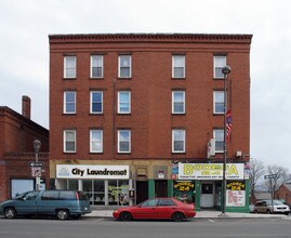148-154 High St in Holyoke, MA - Building Photo - Building Photo