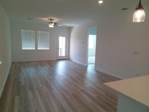 737 Drystone Trail in Liberty Hill, TX - Building Photo - Building Photo