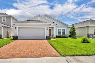 1055 Chase Austin Way in Sanford, FL - Building Photo - Building Photo