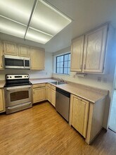 106 Pelican Ln in Novato, CA - Building Photo - Building Photo