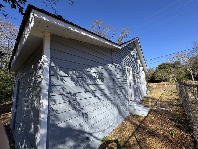 105 Ave L in Thomaston, GA - Building Photo - Building Photo