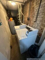 90 St Botolph St, Unit 6 in Boston, MA - Building Photo