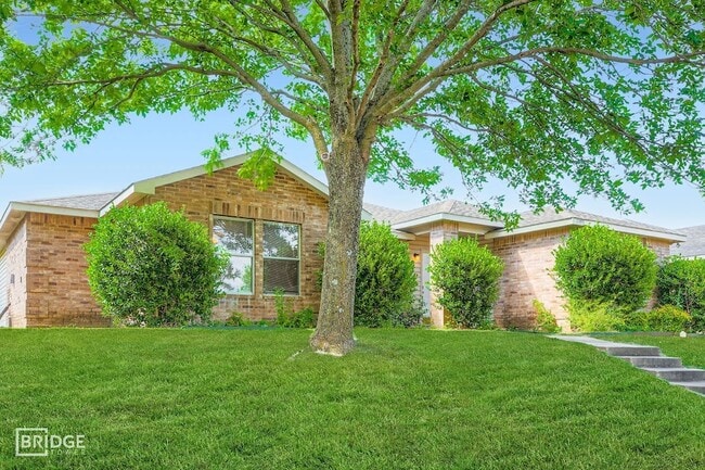 1395 Stewart Dr in Rockwall, TX - Building Photo - Building Photo