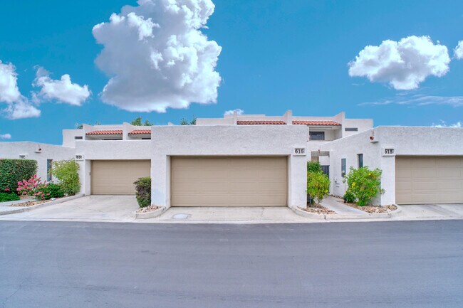 616 Violeta Dr in Palm Springs, CA - Building Photo - Building Photo
